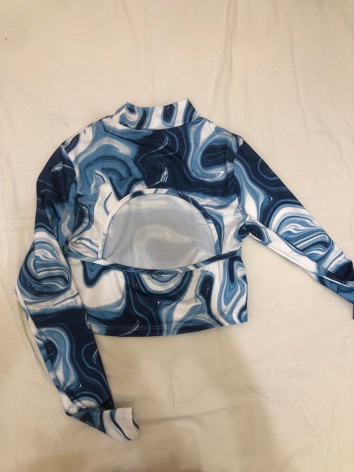 Mavi Batik Desenli Uzun Kollu Boğazlı Bluz - Görsel 3