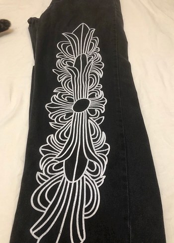 Erkek Siyah Gotik Baskılı Kot Pantolon - Görsel 2