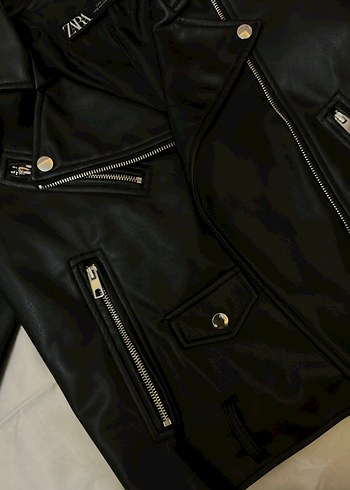Zara Kadın Siyah Deri Biker Ceket - Görsel 4