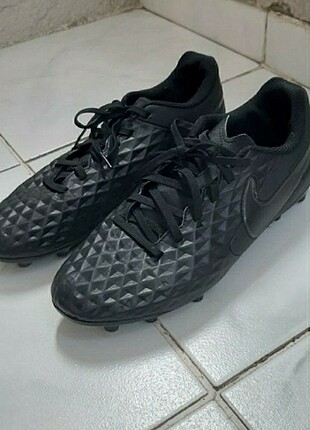 Nike tiempo krampon 