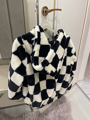 H&M H&M peluş mont