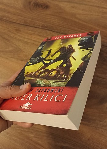 Beden Renk Kader Kılıcı - The Witcher