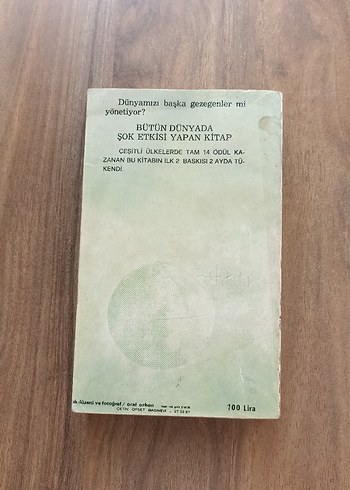  Peter Kolosimo - Başka Dünyaların Tanrıları Kitabı