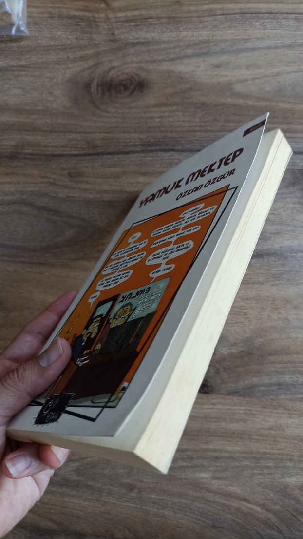 Yamuk Mektep - Özkan Özgür Mizah Kitabı - Görsel 4