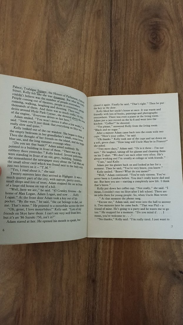 Stephen Rabley'den Photo of the Tall Man Kitabı - Görsel 3