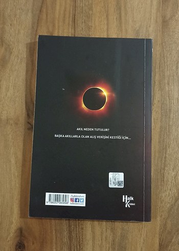 Akıl Tutulması - Ayşe Sucu - Görsel 2