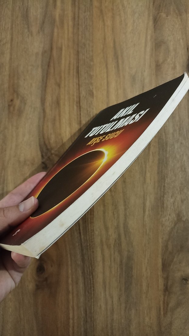 Akıl Tutulması - Ayşe Sucu - Görsel 4