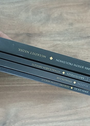 Felsefe ve Siyaset Kitapları Koleksiyonu - Görsel 3