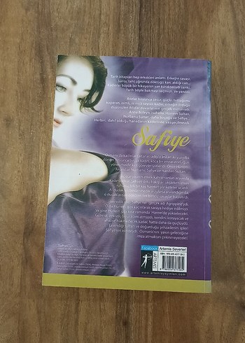 Safiye - Turhan Tan Romanı - Görsel 2