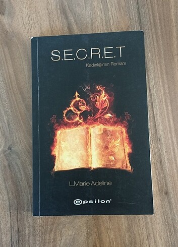 Secret - Marie Adeline 