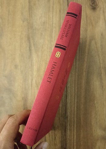 Hamlet - William Shakespeare Hasan Ali Yücel Klasikler Dizisi