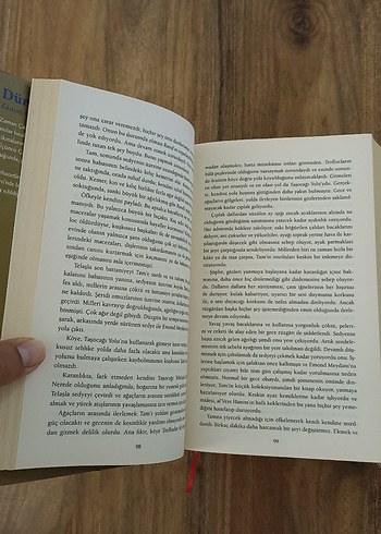 Beden Renk Zaman Çarkı Serisi: Dünyanın Gözü