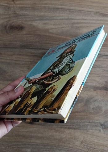 Beden Renk Les aventures de Robinson Crusoe Kitap