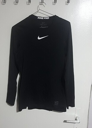 Nike Nike ProFit Uzun Kollu