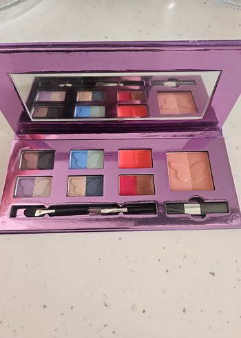 Oriflama Makyaj Seti - Görsel 2