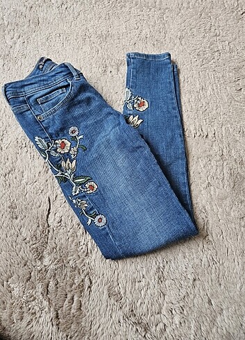26 Beden mavi Renk Yeni Kot Pantolon