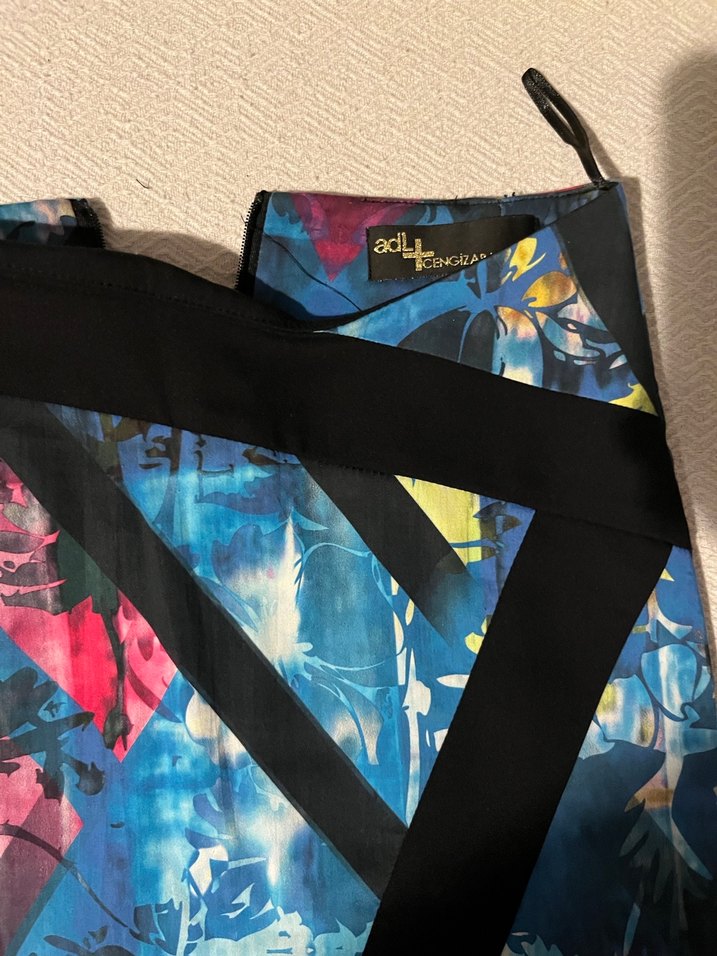 ADL X CENGİZ ABAZOĞLU KALEM ETEK - Görsel 2