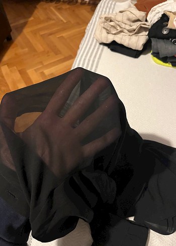 38 Beden Siyah Düğmeli Uzun Kollu TRANSPARAN Gömlek