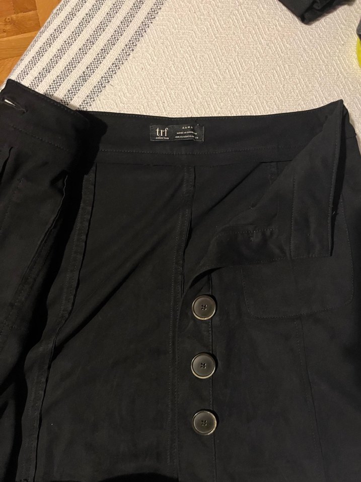 Düğmeli Siyah Mini Etek ZARA - Görsel 2