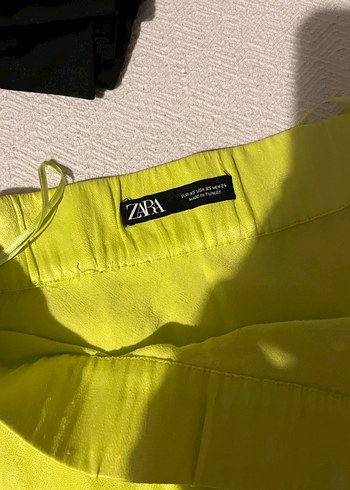 Neon Sarı Uzun saten Kadın Etek - Görsel 2