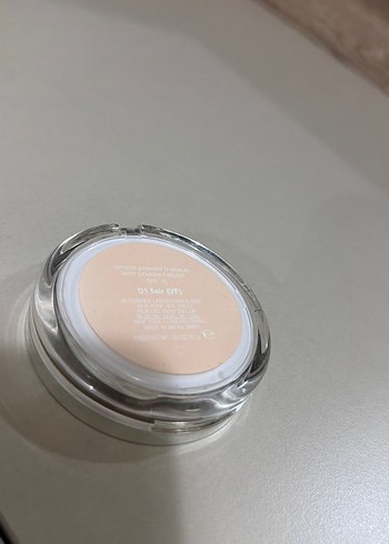 Clinique pudra - Görsel 2