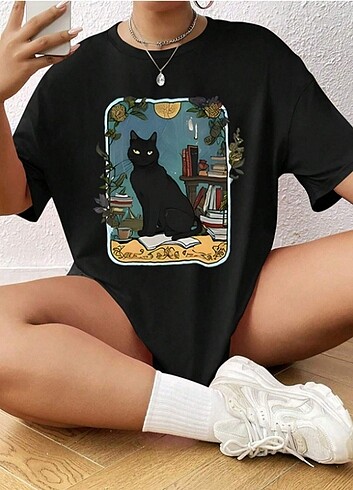 Kedi Baskılı T-Shirt