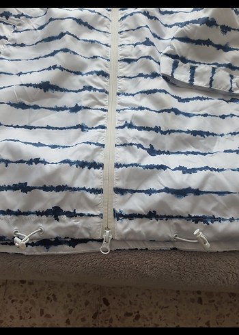 Kadın Yağmurluk - Görsel 3