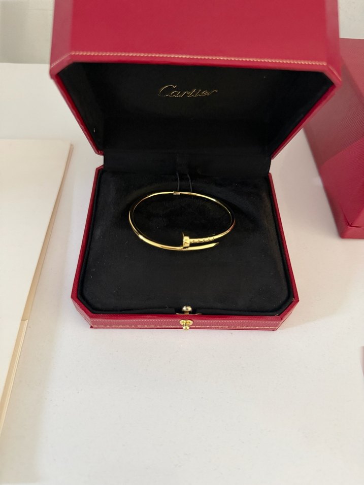 Cartier Altın İnce Bileklik — görsel 3/4