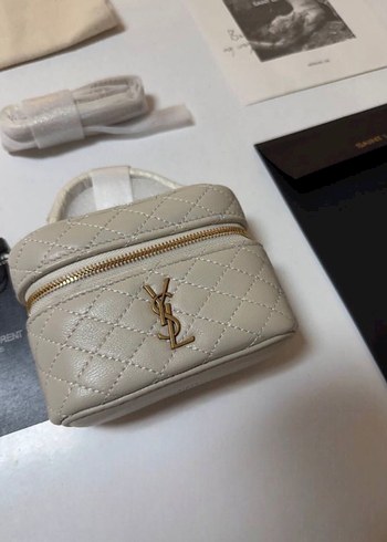 Saint Laurent ürünü