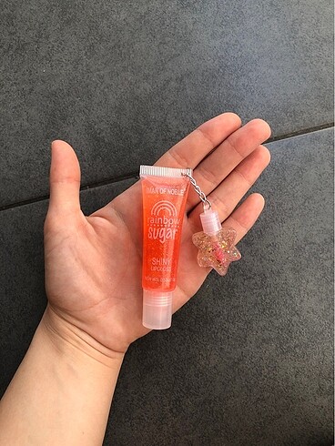 Lip gloss