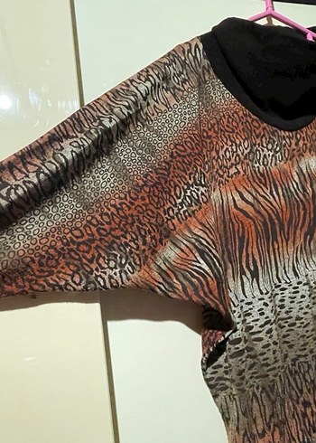 Desenli Uzun Kollu Yumuşak Kumaş bol oversize Tunik - Görsel 3