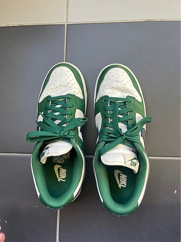 Nike dunk low giyilmemis
