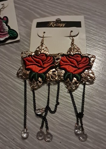 Accessorize Bohem Kirmizi Gul Detayli Uzun Sallantili Kupeler