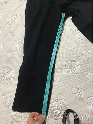 40 Beden siyah Renk Lcw pantalon