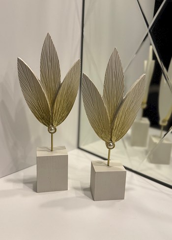 Gri yaprak figürlü beyaz dekoratif heykel - Görsel 3