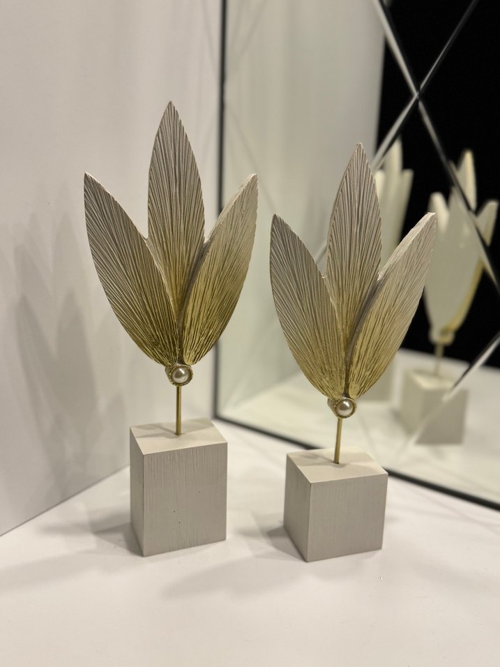 Gri yaprak figürlü beyaz dekoratif heykel - Görsel 4