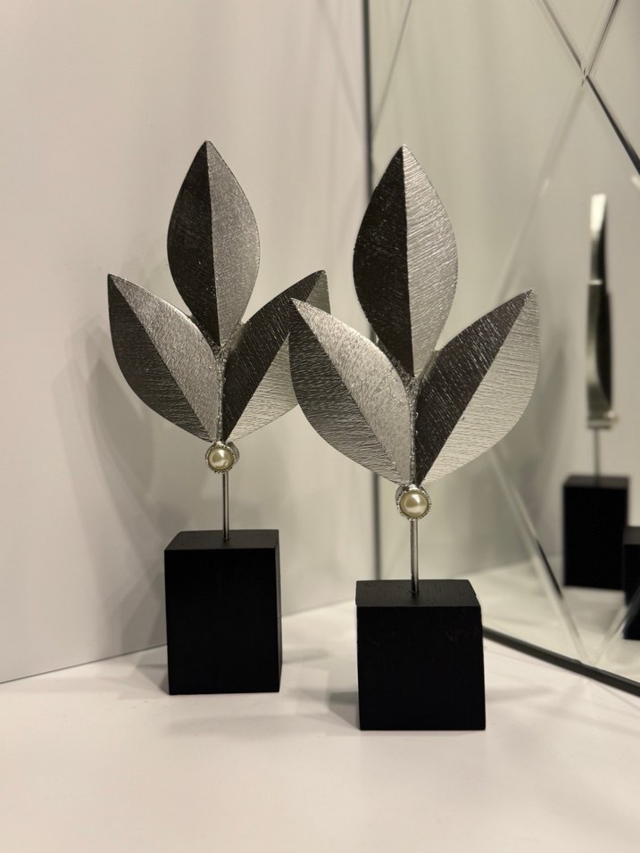 Gri Yaprak Figürleri Siyah Kaideli - Görsel 3