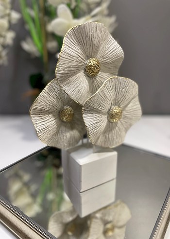 Beyaz Gri Dekoratif Çiçek Figürü - Görsel 6