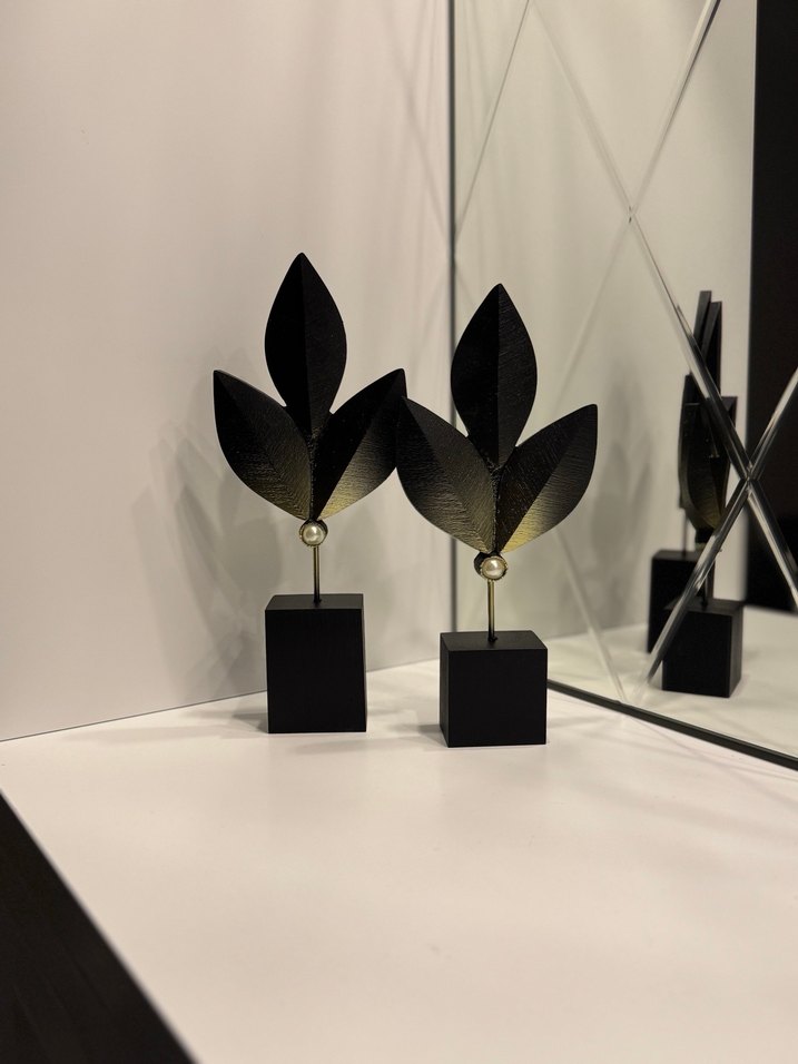 Siyah Yaprak Figürin Seti - Görsel 3