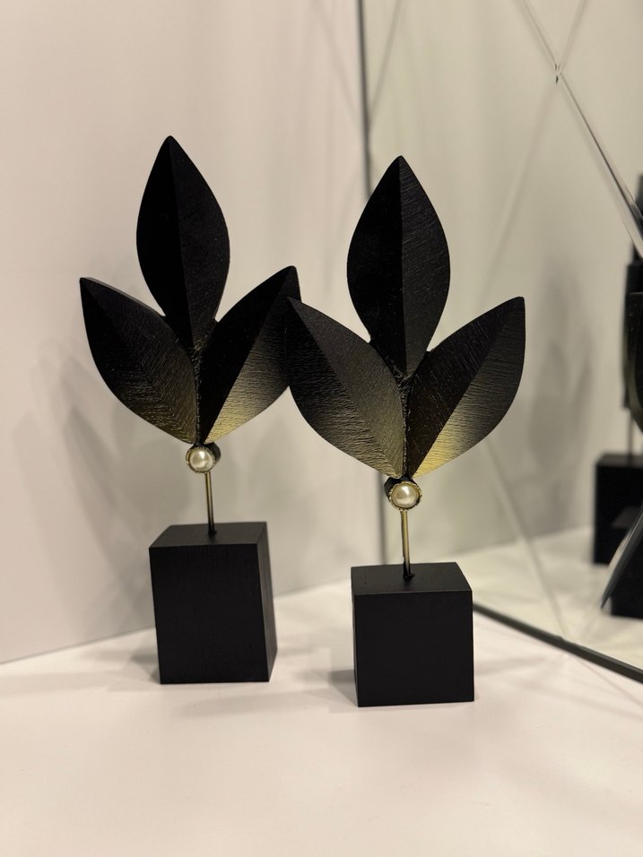 Siyah Yaprak Figürin Seti - Görsel 4