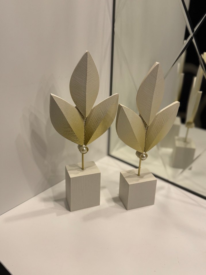 Altın Renkli Dekoratif Yaprak Figürleri - Görsel 3