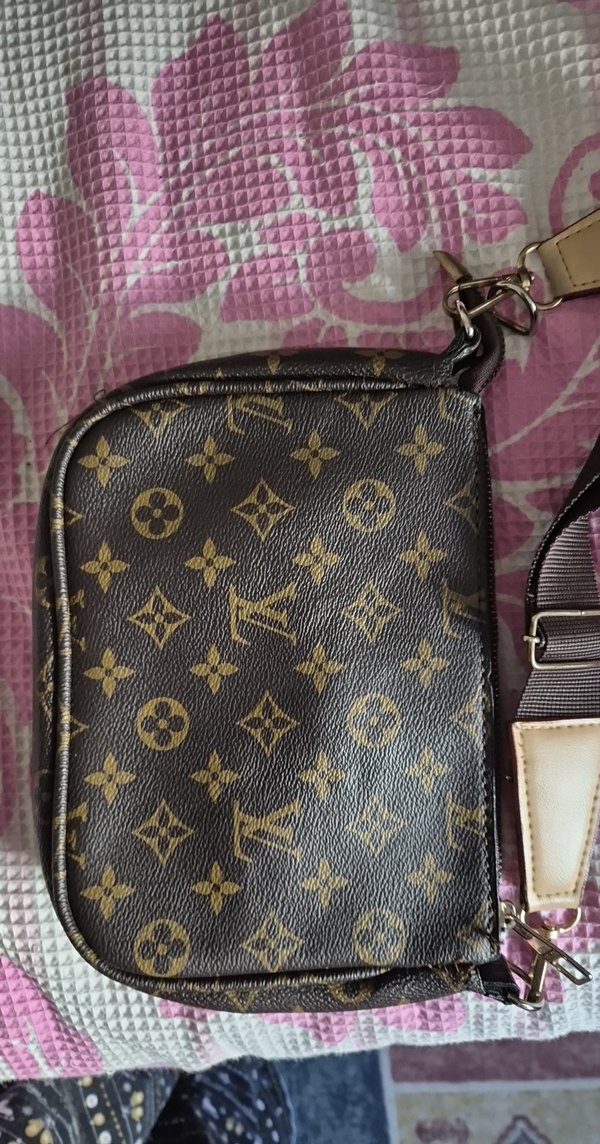Kahverengi Deri Louis Vuitton Çapraz Çanta - Görsel 3