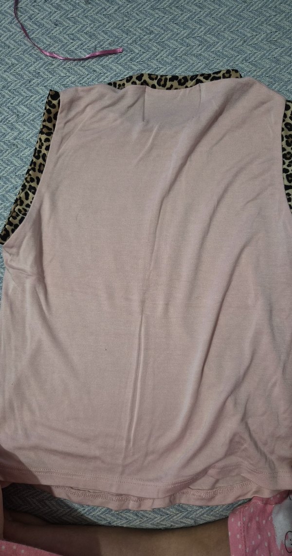 Pembe Baskılı Kolsuz Tişört - Görsel 2