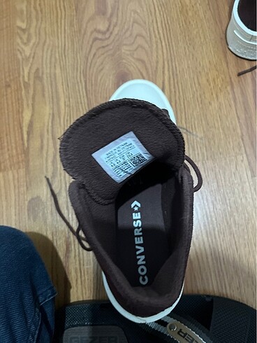 37 Beden kahverengi Renk Converse kadın 37 numara ayakkabı orijinal