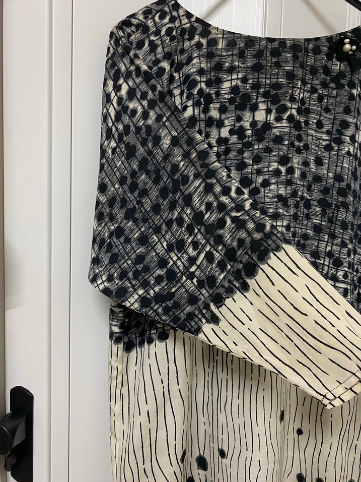 Gri Desenli Midi Elbise - Görsel 3