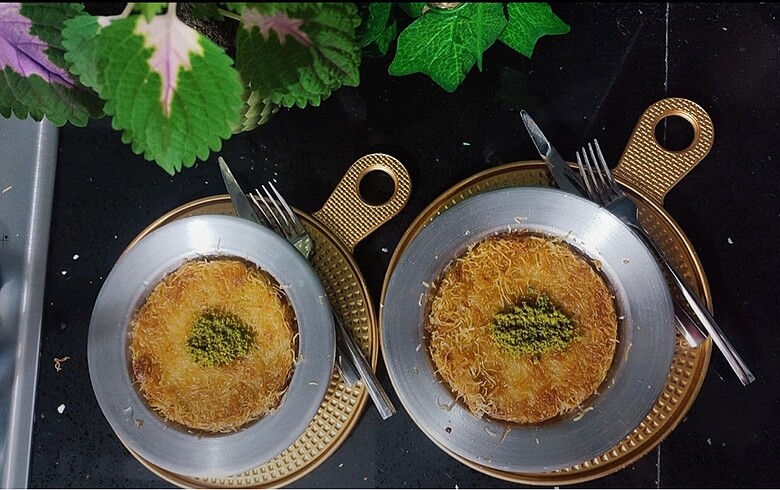 Diğer Künefe tabağı