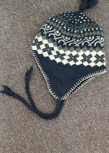 KULAKLI ERKEK ÇOCUK BERE - Görsel 2