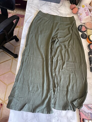Yazlık pantolon