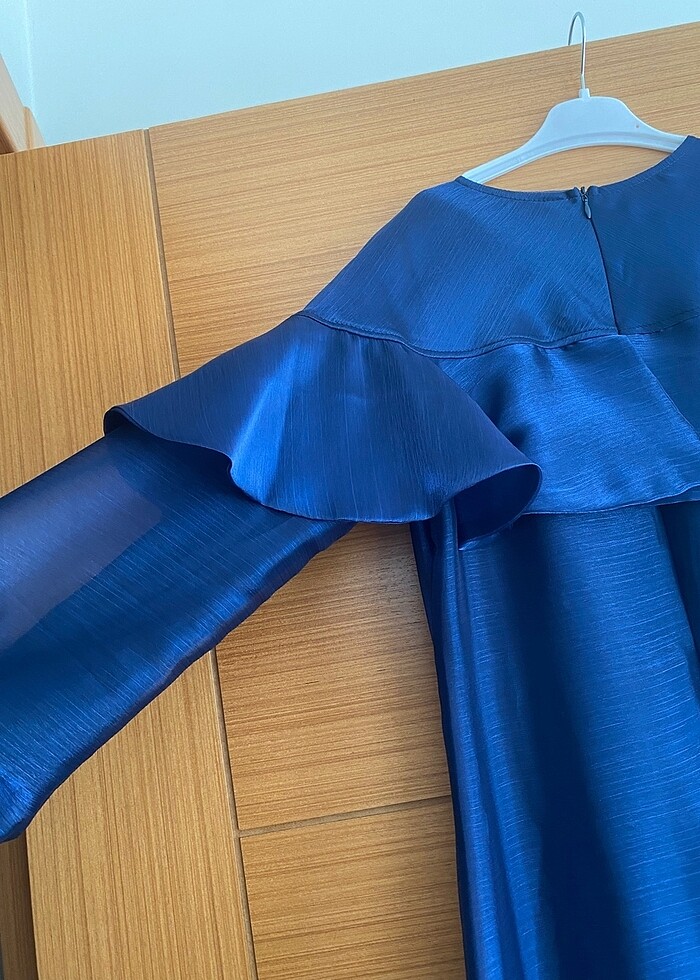 Yazlık abiye etiketi yok ama hiç giyilmedi içliği vardır iç göst - Görsel 4