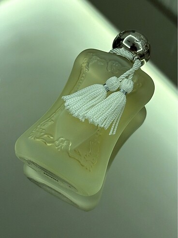 Beden PARFUMS DE MARLY